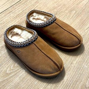 Brand New Ugg Women Slippers